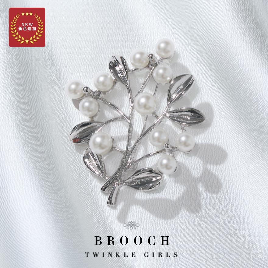 ブローチ パール レディース 上品 シンプル 結婚式 入学式 卒業式