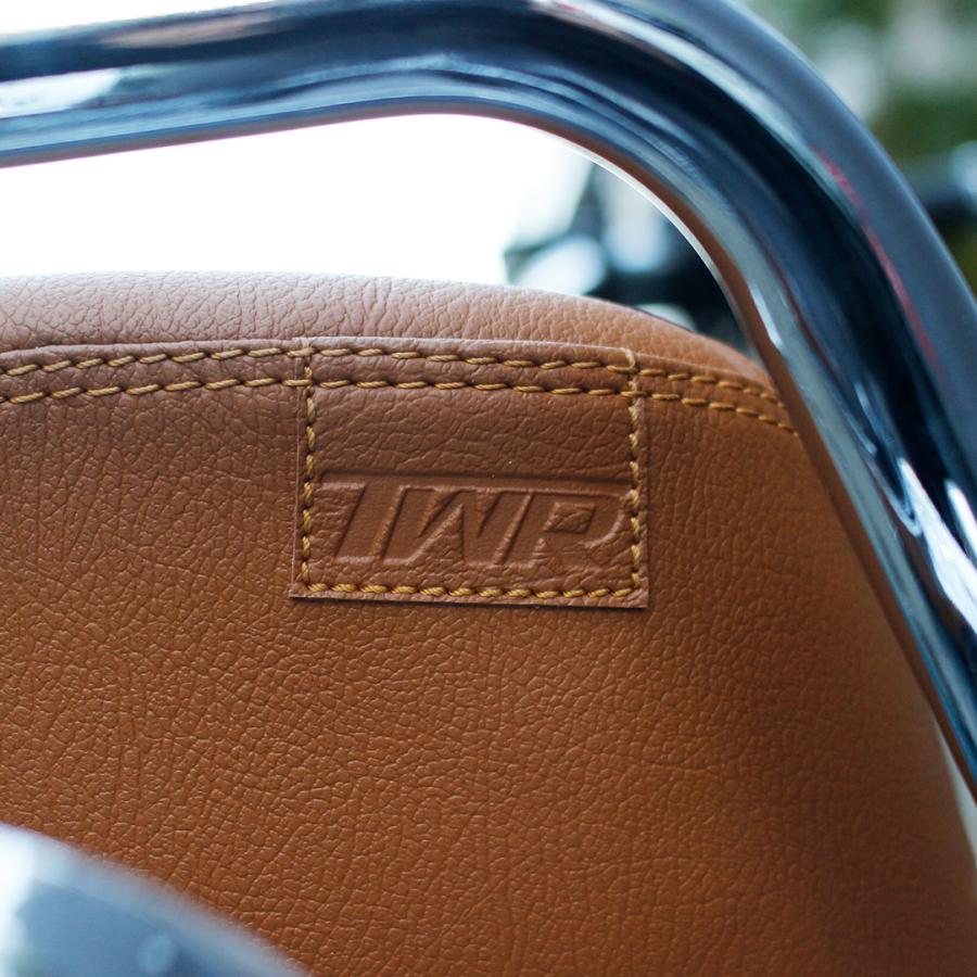 ホンダ（HONDA） シート DAX タックロール TWR製 HONDA ST125 リベット