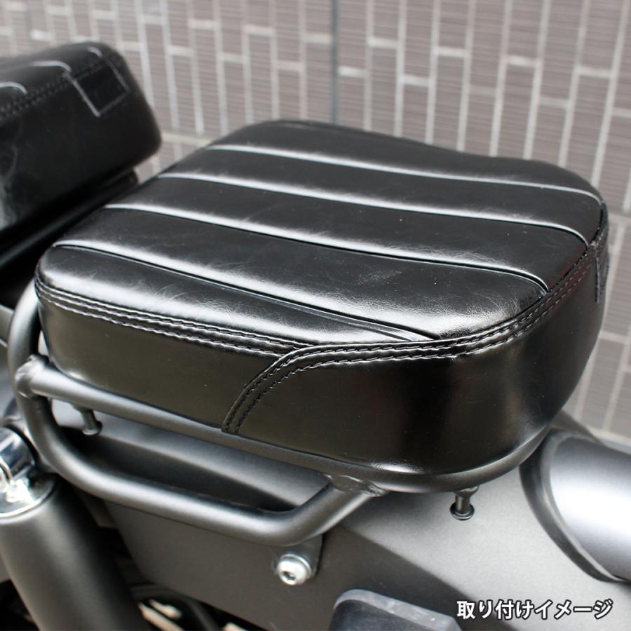 TWR製　ピリオンシート ブラック　美品！ TWR製 ピリオンシート ブラック 美品！ （TWR スーパーカブ C110