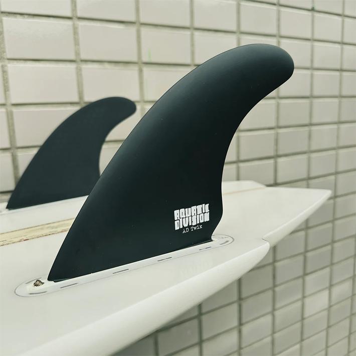 ツインフィン BEACHED DAYS ビーチドデイズ AQUATIC DIVISION Twix