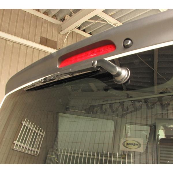 ハイエース200系　リアスポイラー　タイプ1　エンボスマットブラック |  | 04