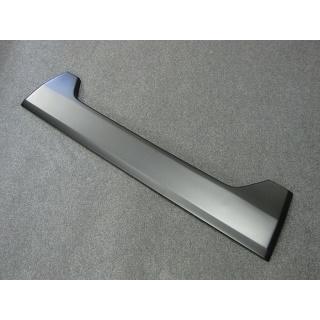 ハイエース200系 6-8型フロントグリルガーニッシュ　ロアー |  | 01