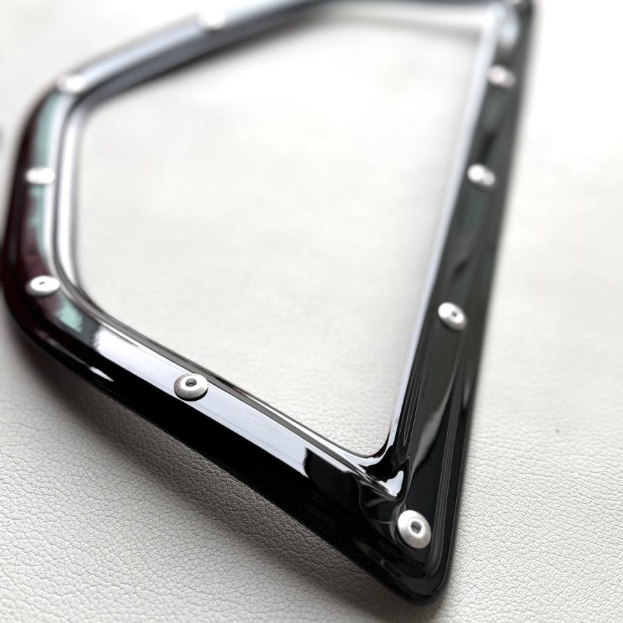 キャラバン　フォグランプベゼル　　NV350　　３型　ダミーリベット付き |  | 08