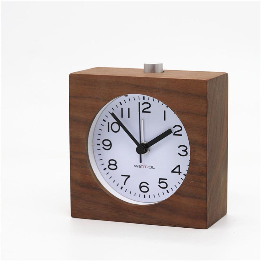 クーポンで15%OFF 目覚まし時計 置き時計 アナログ時計 ウッド