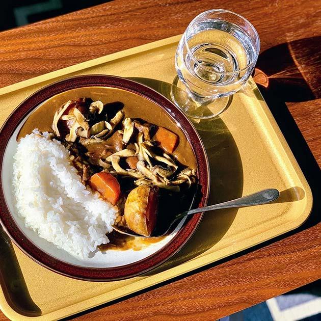 36 27cm 滑らない お盆 トレー おしゃれ すべらない すべり止め加工 滑り止め ノンスリップトレー カフェ シルバー ゴールド モダン アメリ Tac 0009 Tycoon インテリア雑貨 家具 通販 Yahoo ショッピング