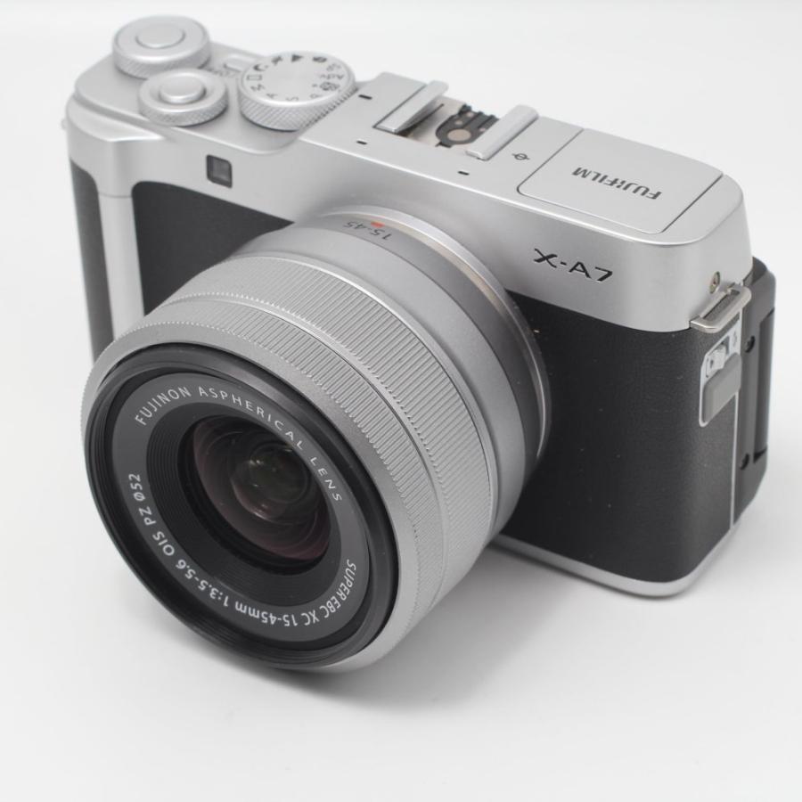 富士フイルム(FUJIFILM) ミラーレス一眼カメラ X-A7レンズキット シルバー X-A7LK-Sの画像