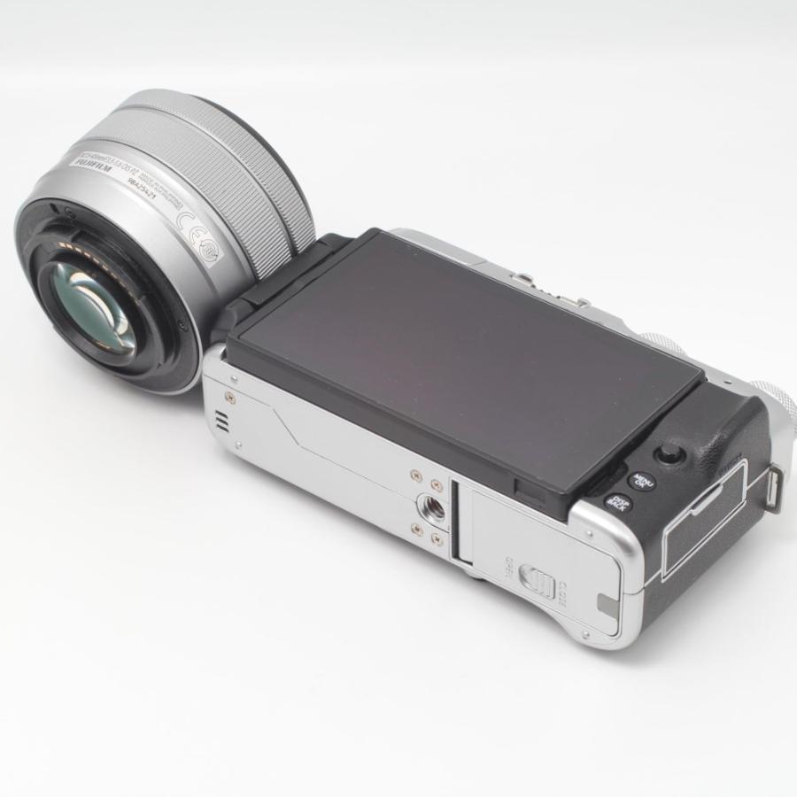 富士フイルム(FUJIFILM) ミラーレス一眼カメラ X-A7レンズキット シルバー X-A7LK-Sの画像