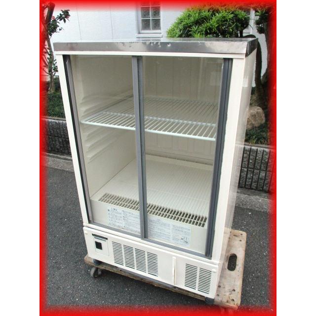 【中古 ホシザキ 冷蔵ショーケース SSB-63CL1 630×550×1050 】

2022年10月までお店で使っていました。
動作確認出来ております。
関東近郊の送料はこちらで負担致します。
遠方の場合はお客様にご負担頂きたいので、お問合せください。

■型　　番　：SSB-63CL1

■サ　イ　ズ：幅630　奥550　高1050mm　156L ホシザキ（HOSHIZAKI） 冷蔵ショーケース 中古 スライド扉 SSB-63CL1