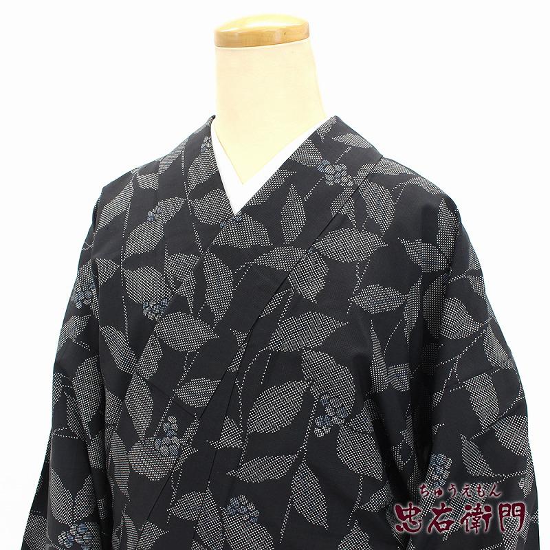 中古 本場大島紬 証紙 レディース 正絹 黒 灰 身丈159cm 裄丈65cm 