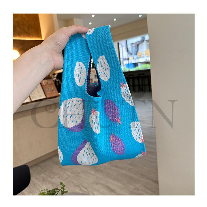 春ニットトートバッグ レディースいちご柄 ニットバッグ軽量