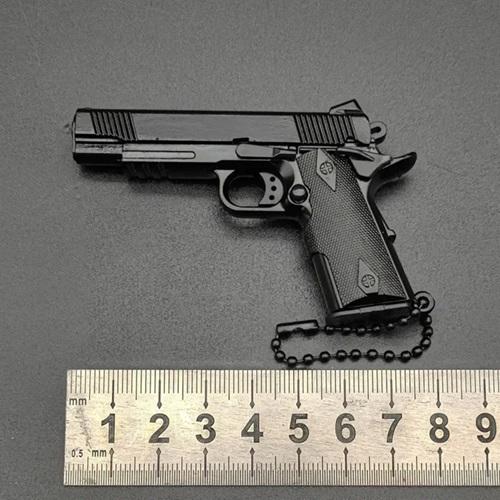 メタル製】1／3ミニチュア ガバメント M1911 キーホルダー Ver2