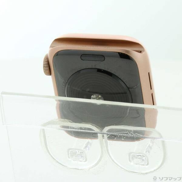 〔中古〕Apple(アップル) Apple Watch SE 第1世代 GPS 40mm ゴールドアルミニウムケース バンド無し〔348-ud〕 |  | 02
