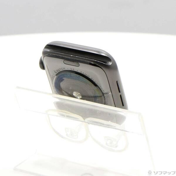 〔中古〕Apple(アップル) Apple Watch SE 第1世代 GPS + Cellular 44mm スペースグレイアルミニウムケース バンド無し〔368-ud〕 |  | 02