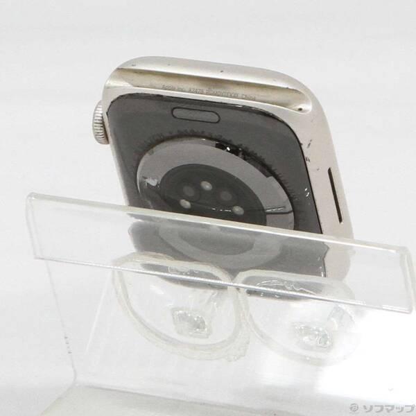 〔中古〕Apple(アップル) Apple Watch Series 7 GPS + Cellular 45mm スターライトアルミニウムケース バンド無し〔344-ud〕 |  | 02