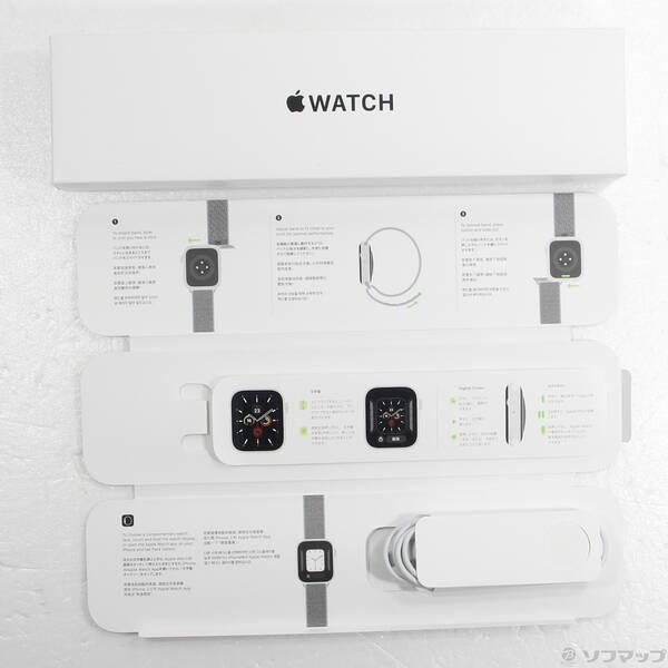 〔中古〕Apple(アップル) Apple Watch SE 第1世代 GPS 40mm スペースグレイアルミニウムケース オリーブスポーツバンド〔368-ud〕 |  | 04