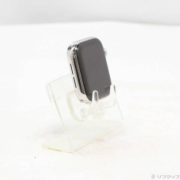 〔中古〕Apple(アップル) Apple Watch Series 6 GPS + Cellular 40mm シルバーステンレススチールケース バンド無し〔305-ud〕 |  | 03