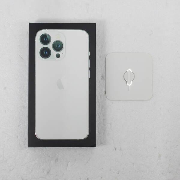 〔中古〕Apple(アップル) iPhone13 Pro 256GB シルバー MLUP3J／A SIMフリー〔262-ud〕 |  | 04
