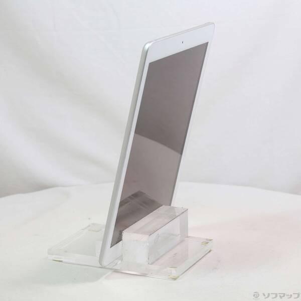 〔中古〕Apple(アップル) iPad 第6世代 128GB シルバー MR7K2J／A Wi-Fi〔262-ud〕 |  | 01