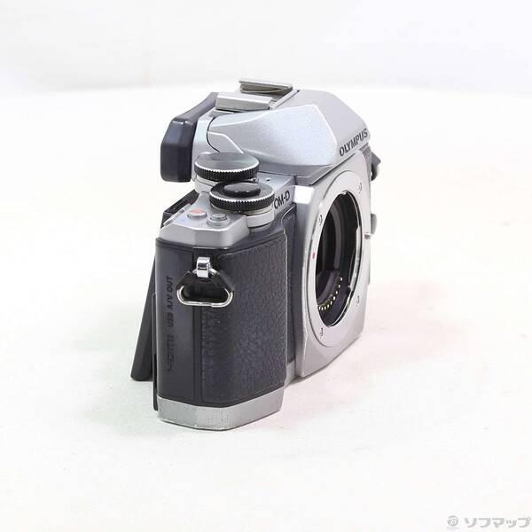〔中古〕OLYMPUS(オリンパス) OM-D E-M10 ボディー シルバー〔305-ud〕 |  | 03