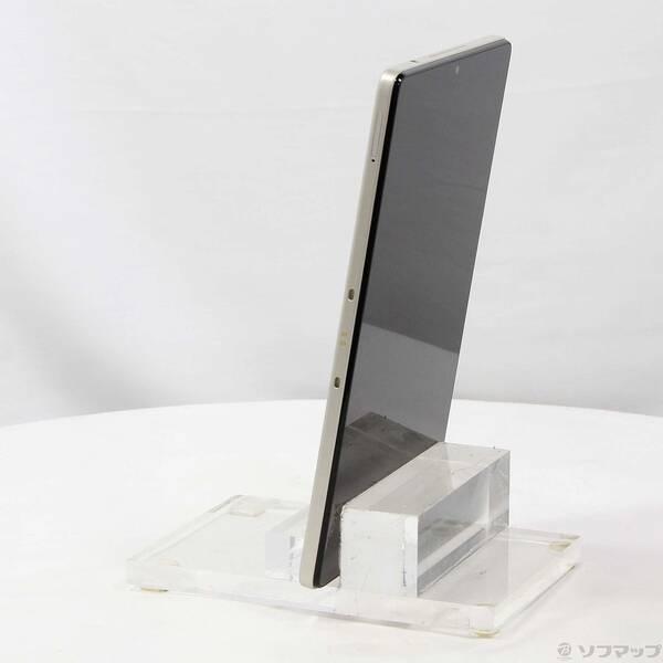 〔中古〕Lenovo(レノボジャパン) dtab compact 64GB ゴールド d-42A docomo〔295-ud〕 |  | 01