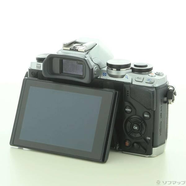 〔中古〕OLYMPUS(オリンパス) OM-D E-M10 ボディー シルバー〔251-ud〕 |  | 02