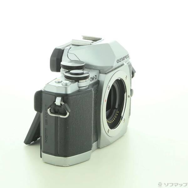 〔中古〕OLYMPUS(オリンパス) OM-D E-M10 ボディー シルバー〔251-ud〕 |  | 03