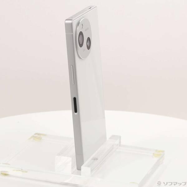 美品 SHARP AQUOS R9 SH-M28 ホワイト シャープ SHARP AQUOS R9 SH-M28 WH ホワイト 6.5型 12GB/256GB
