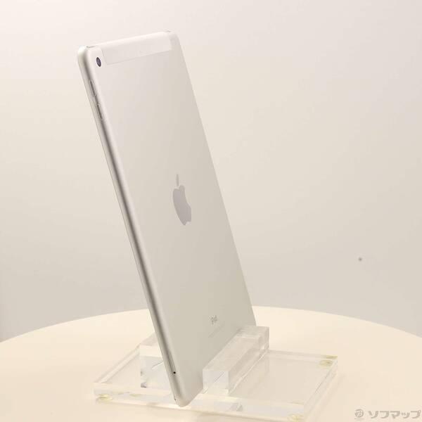 〔中古〕Apple(アップル) iPad 第5世代 32GB シルバー MP1L2J／A docomoロック解除SIMフリー〔349-ud〕 |  | 03