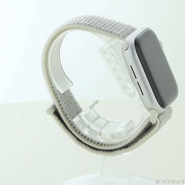〔中古〕Apple(アップル) Apple Watch Series 4 GPS 40mm シルバーアルミニウムケース シーシェルスポーツループ〔247-ud〕 |  | 03