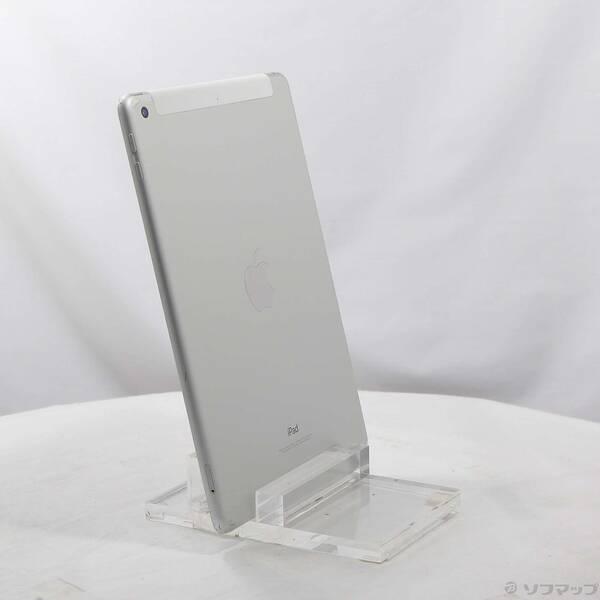 〔中古〕NTTドコモ iPad 第5世代 32GB シルバー MP1L2J／A docomoロック解除SIMフリー〔297-ud〕 |  | 03