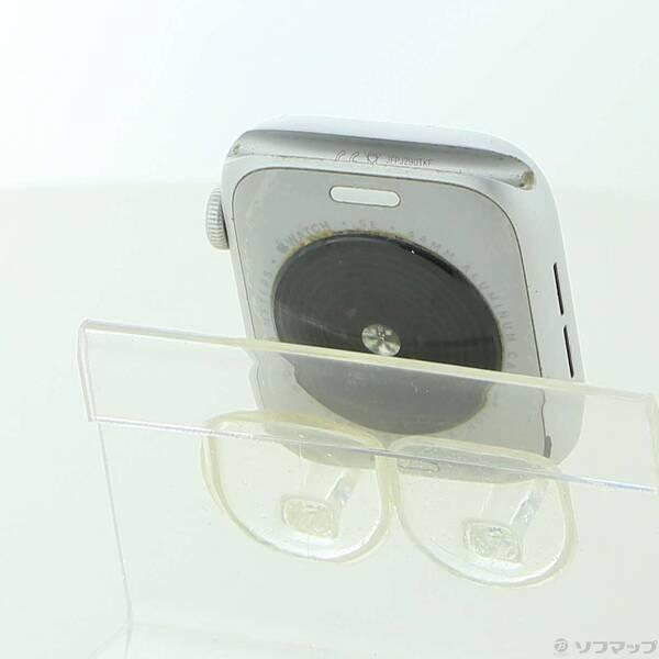 〔中古〕Apple(アップル) Apple Watch SE 第2世代 GPS 44mm シルバーアルミニウムケース バンド無し〔295-ud〕 |  | 02