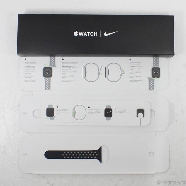 〔中古〕Apple(アップル) Apple Watch SE 第1世代 Nike GPS 40mm スペースグレイアルミニウムケース アンスラサイト／ブラックNikeスポーツバンド〔371-ud〕 |  | 04