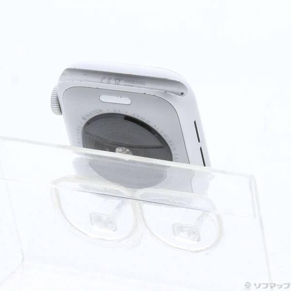 〔中古〕Apple(アップル) Apple Watch SE 第2世代 GPS + Cellular 40mm シルバーアルミニウムケース バンド無し〔297-ud〕 |  | 02