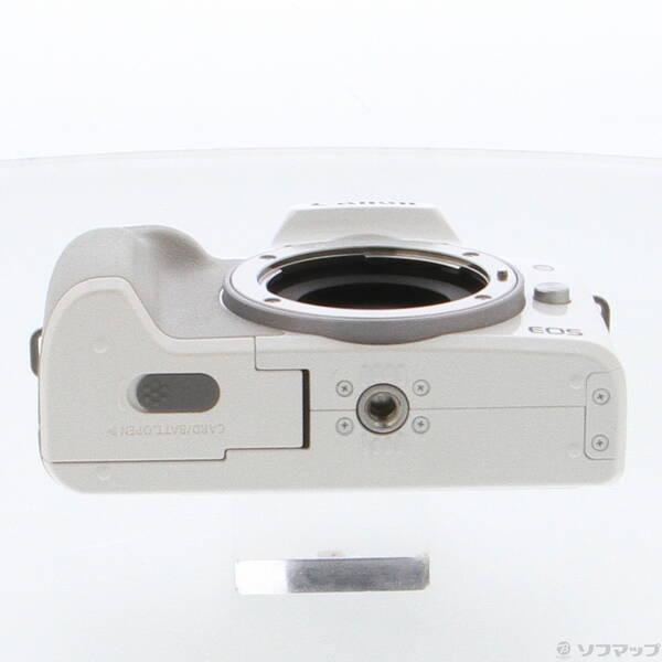 〔中古〕Canon(キヤノン) EOS Kiss M ダブルレンズキット ホワイト〔258-ud〕 |  | 04