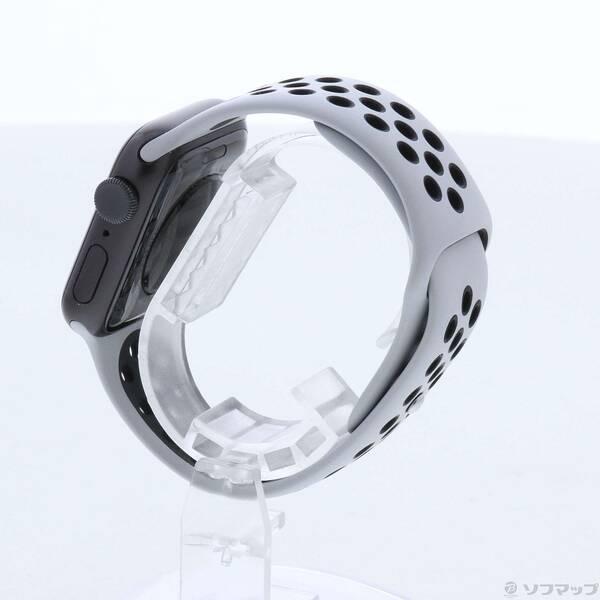 〔中古〕Apple(アップル) Apple Watch SE 第2世代 GPS 40mm スペースグレイアルミニウムケース ピュアプラチナム／ブラックNikeスポーツバンド〔377-ud〕 |  | 01