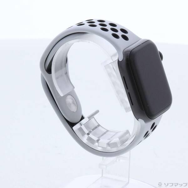 〔中古〕Apple(アップル) Apple Watch SE 第2世代 GPS 40mm スペースグレイアルミニウムケース ピュアプラチナム／ブラックNikeスポーツバンド〔377-ud〕 |  | 03