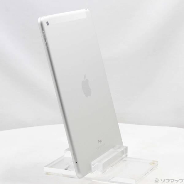 〔中古〕NTTドコモ iPad 第5世代 32GB シルバー MP1L2J／A docomoロック解除SIMフリー〔305-ud〕 |  | 03