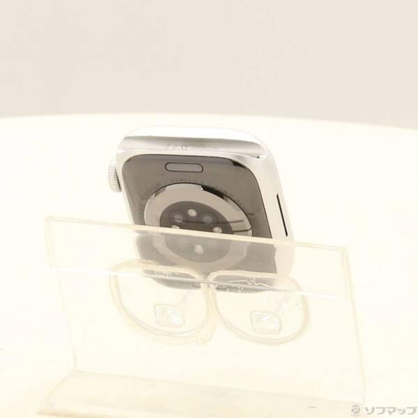 〔中古〕Apple(アップル) Apple Watch Series 8 GPS 41mm シルバーアルミニウムケース バンド無し〔262-ud〕 |  | 02