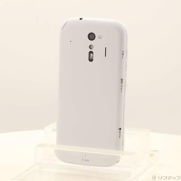 〔中古〕FUJITSU(富士通） らくらくスマートフォン 32GB ホワイト F-42A docomoロック解除SIMフリー〔368-ud〕 | 