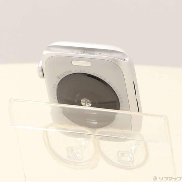 〔中古〕Apple(アップル) Apple Watch SE 第2世代 GPS 44mm シルバーアルミニウムケース バンド無し〔269-ud〕 |  | 02