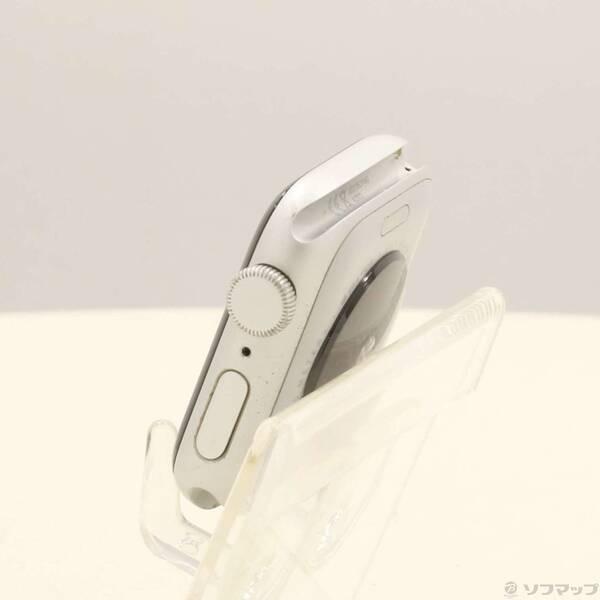 〔中古〕Apple(アップル) Apple Watch SE 第2世代 GPS 40mm シルバーアルミニウムケース バンド無し〔258-ud〕 |  | 01