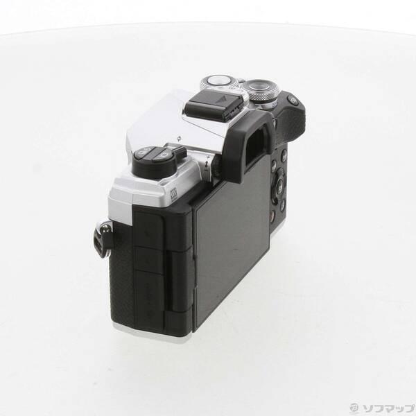 〔中古〕OM-5 ボディ シルバー〔262-ud〕 |  | 01