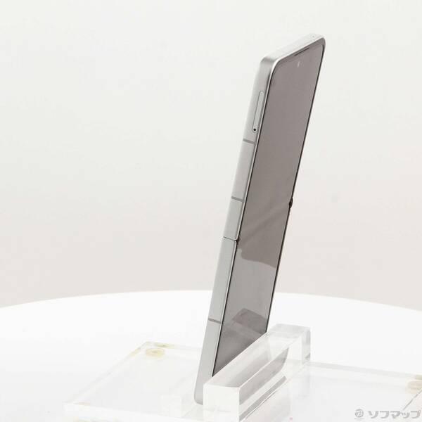 〔中古〕ZTE Libero Flip 128GB ホワイト YMLIBFLIP Y!mobile SIMフリー〔198-ud〕 |  | 01