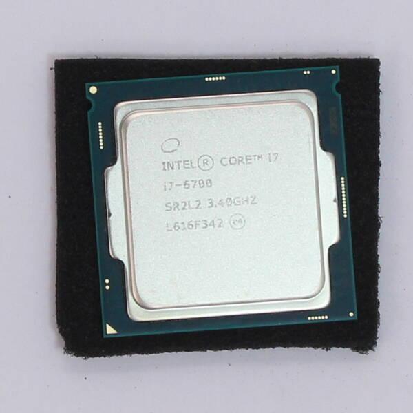 〔中古〕intel(インテル) Core i7 6700 〔3.4GHz／LGA 1151〕〔377-ud〕 | 