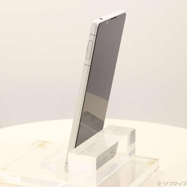 〔中古〕SONY(ソニー) Xperia 1 II 128GB ホワイト SO-51A docomoロック解除SIMフリー〔368-ud〕 |  | 01