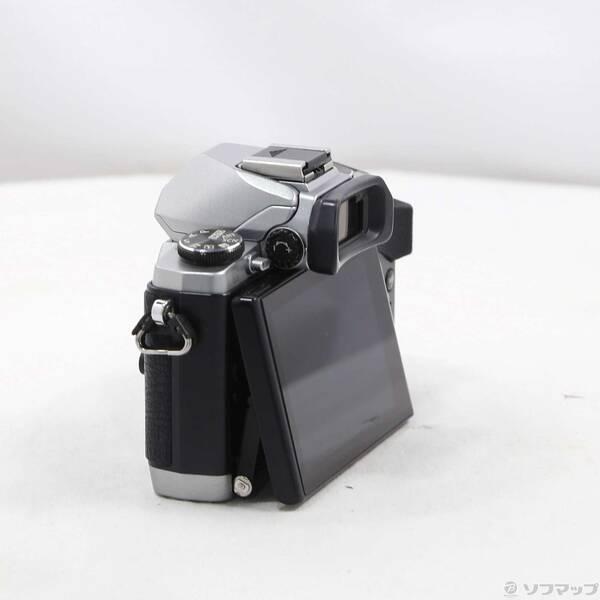 〔中古〕OLYMPUS(オリンパス) OM-D E-M10 ボディー シルバー〔269-ud〕 |  | 01