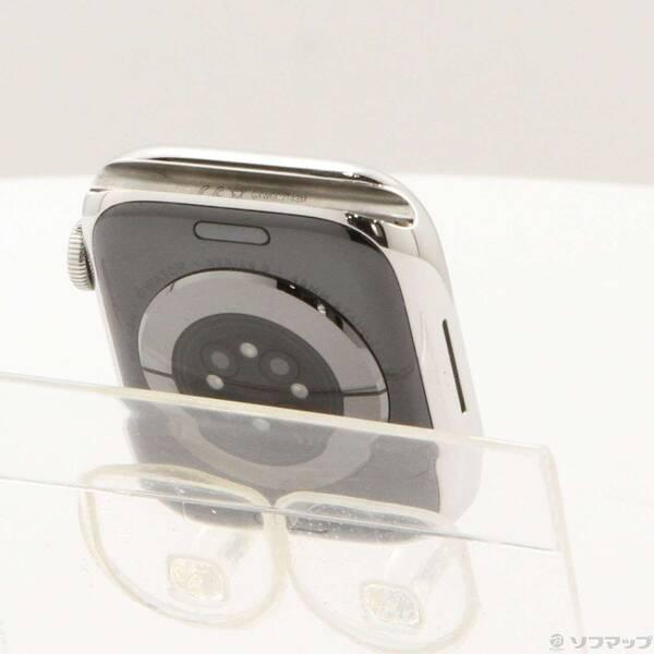 〔中古〕Apple(アップル) Apple Watch Series 8 GPS + Cellular 45mm シルバーステンレススチールケース バンド無し〔352-ud〕 |  | 02