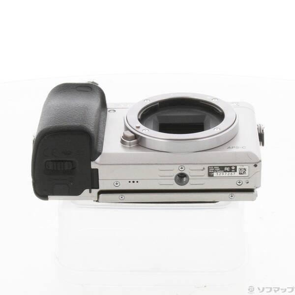 〔中古〕SONY(ソニー) α6000 ダブルズームレンズキット シルバー ILCE-6000Y〔258-ud〕 |  | 04