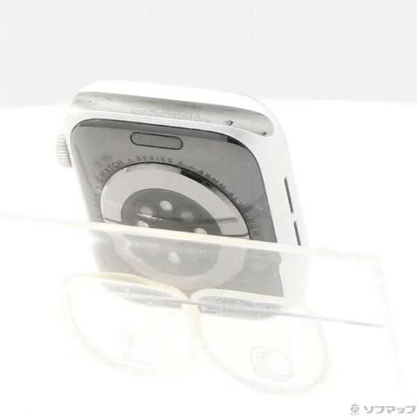 〔中古〕Apple(アップル) Apple Watch Series 6 GPS 40mm シルバーアルミニウムケース バンド無し〔262-ud〕 |  | 02