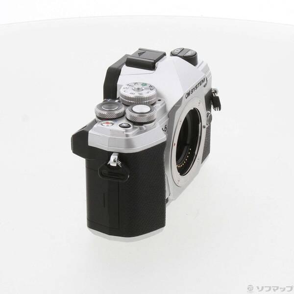 〔中古〕OM-5 ボディ シルバー〔262-ud〕 |  | 03